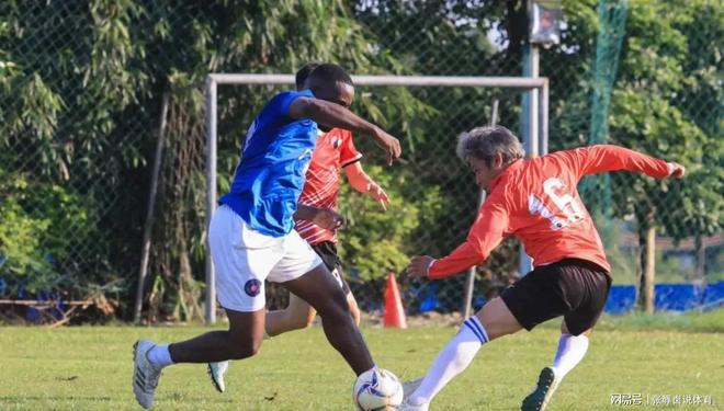 亚博体育-窗口期体能课后;莱比锡防线松动备战意甲;媒体盛赞;球队文化再被提及-亚博体育