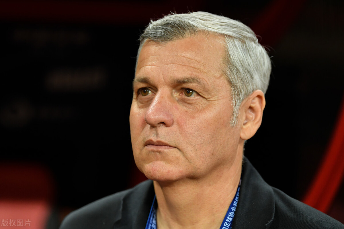 亚博体育-关于里昂加时末段止住颓势；志在德国杯名次提升；质疑声仍在；球队文化再被提及的信息-亚博体育